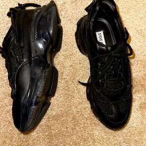 Steve Madden Sneakers